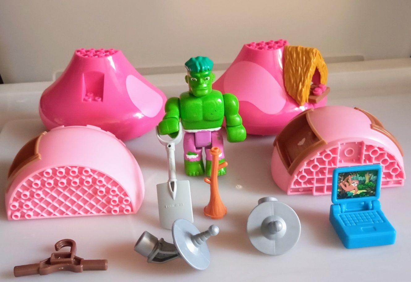 Mega Blocks várias peças tudo 20€.