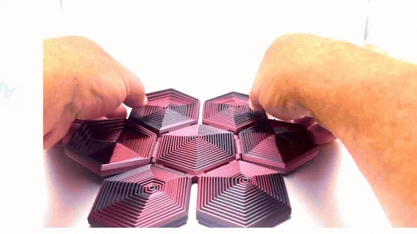 Fidget Toy Hexagonal 'Arrayed Hex Twist'