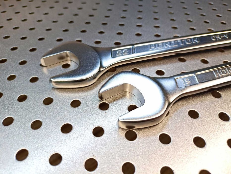 Klucze płasko-oczkowe 8-22mm 12el CrV Klucze torx klucze calowe klucze