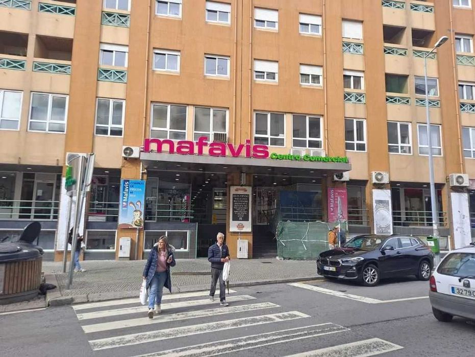 Arrendamento de espaço comercial em Gondomar