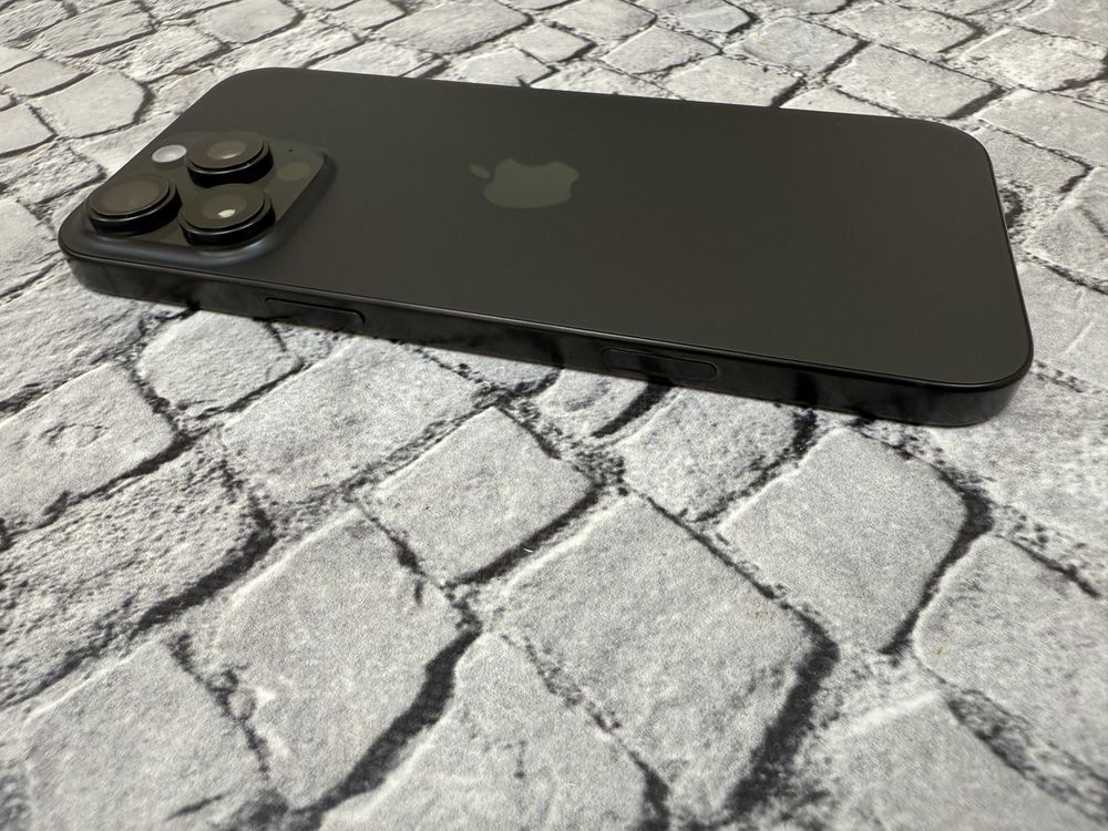 New Iphone 16 Pro Max 256gb neverlock Black Titanium Global 1220$