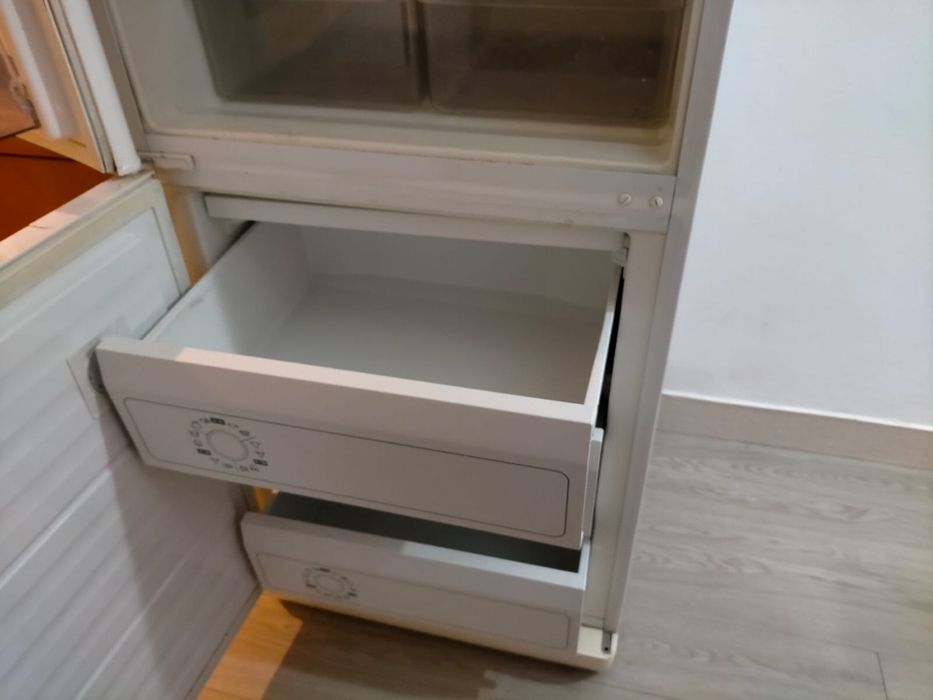 Frigorifico combinado siemens bom