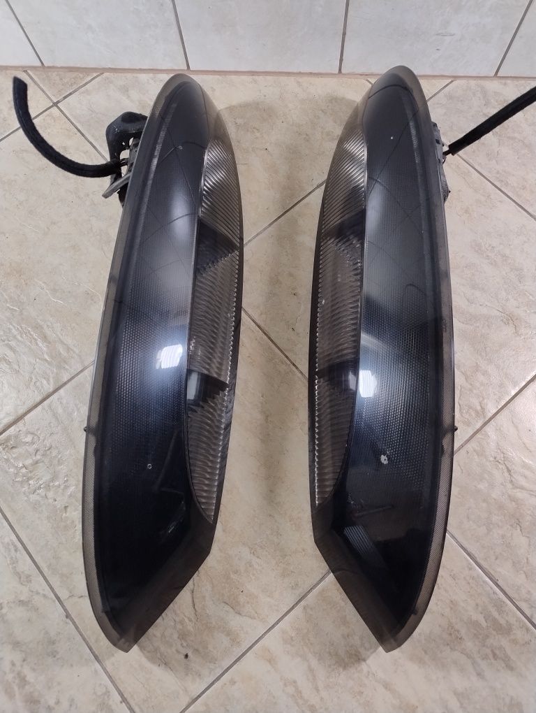 Corsa C 00-06 lampa tył prawa lewa Europa komplet czarna wysyłka