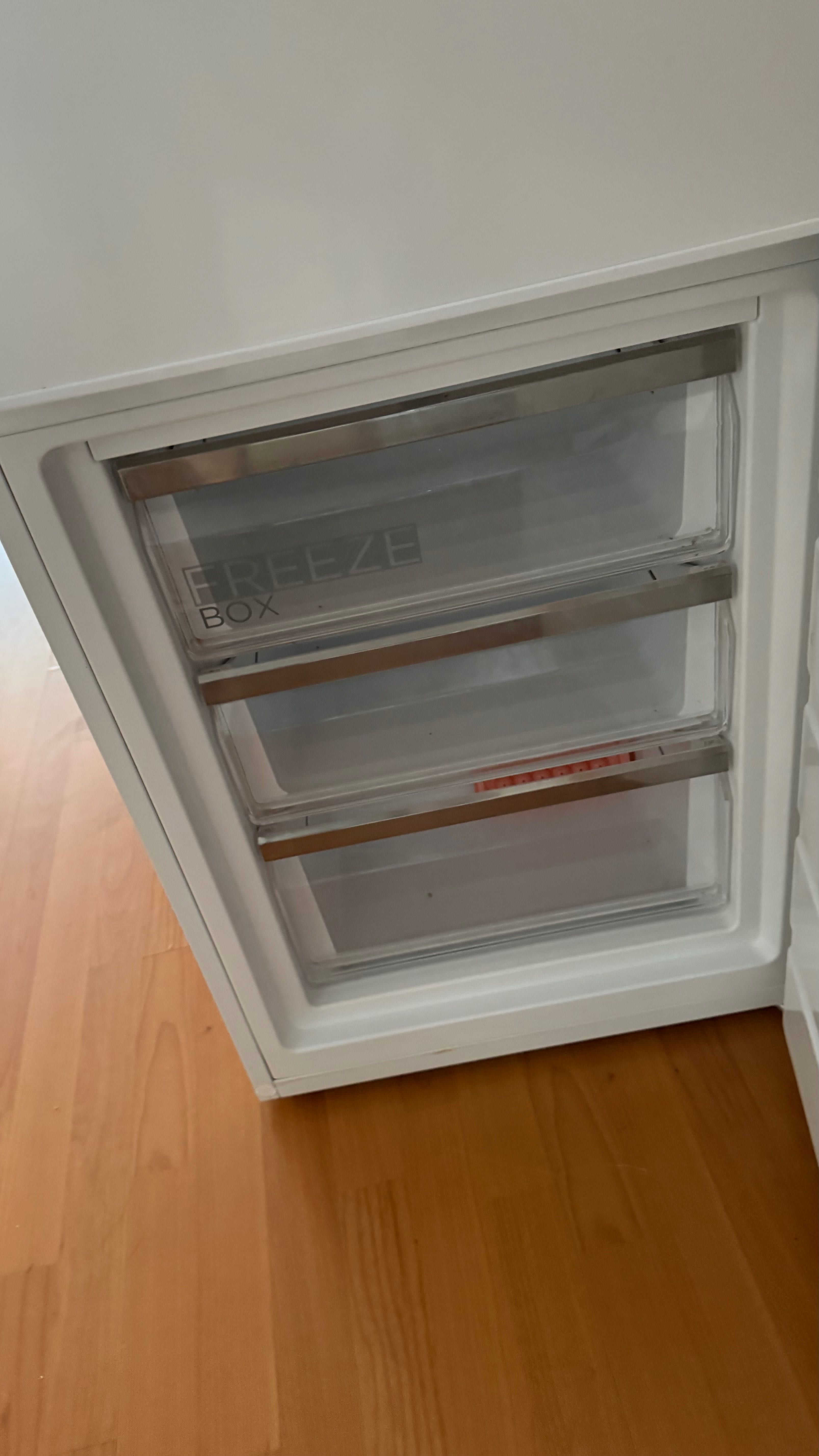 Frigorífico Midea
