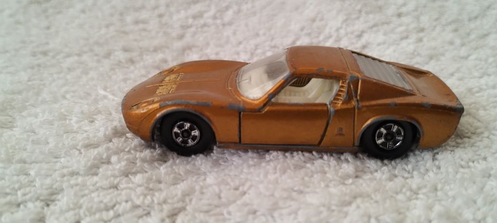 Matchbox Lamborghini miura