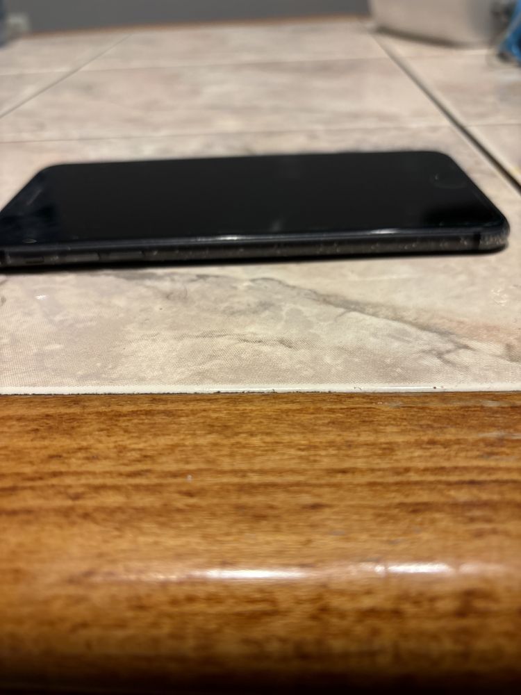 Iphone 8 plus 256gb 95 % bateria