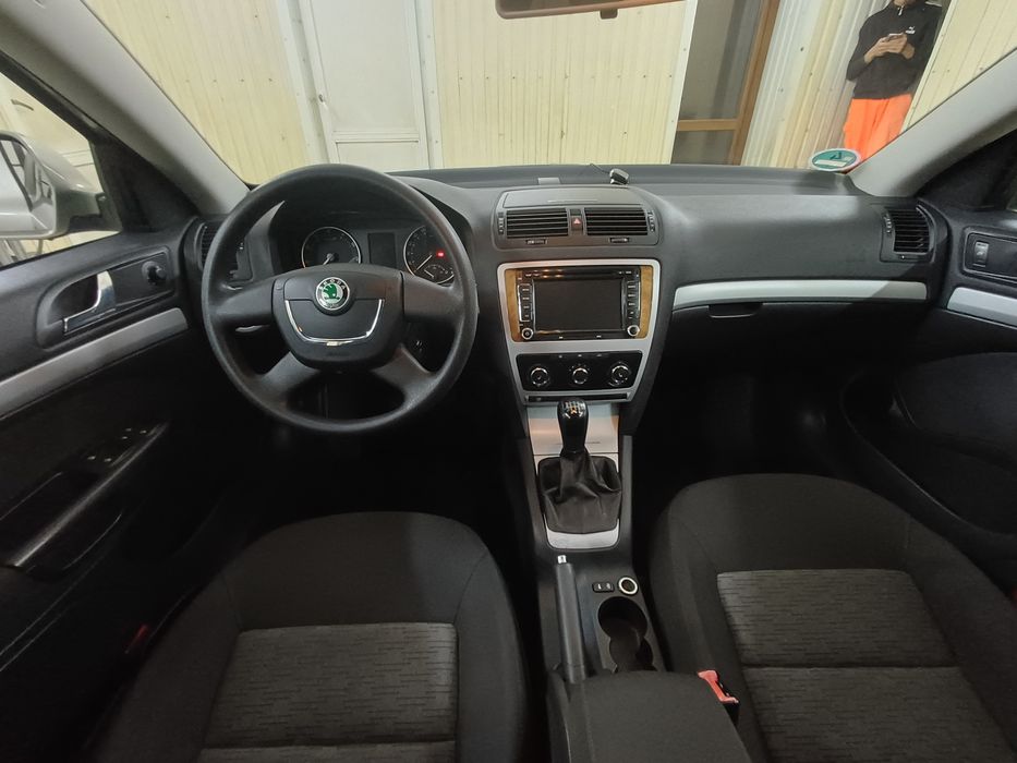 Продам skoda a5 1.4 tsi 2010 рік