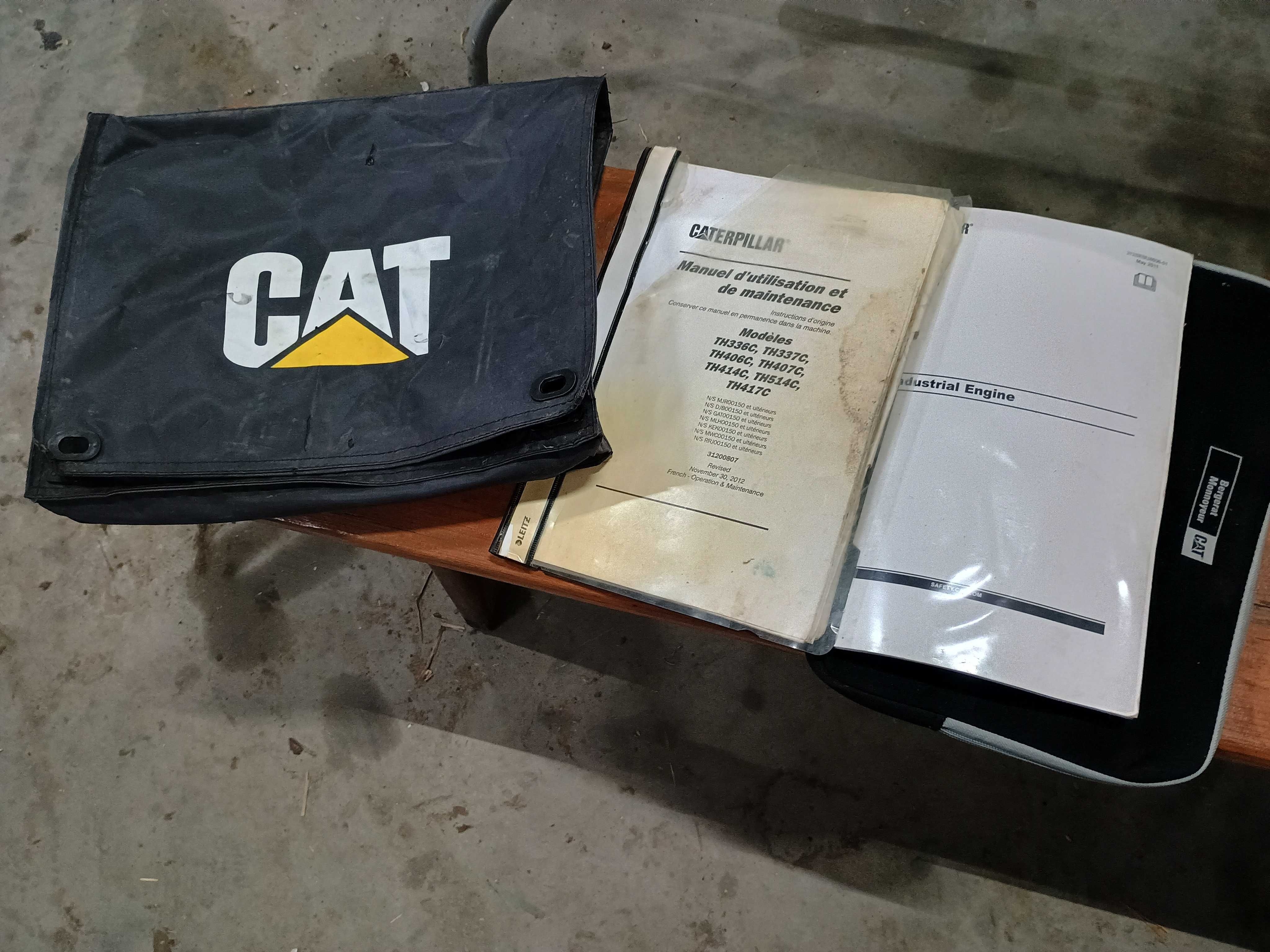 Ładowarka teleskopowa Caterpillar CAT TH 407 rok 2014