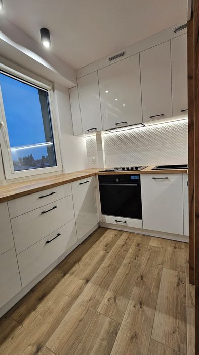 Meble kuchenne pokojowe zabudowy wnęk  szafy na wymiar dla każdego