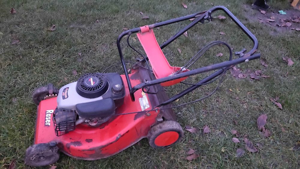 kosiarka spalinowa z koszem