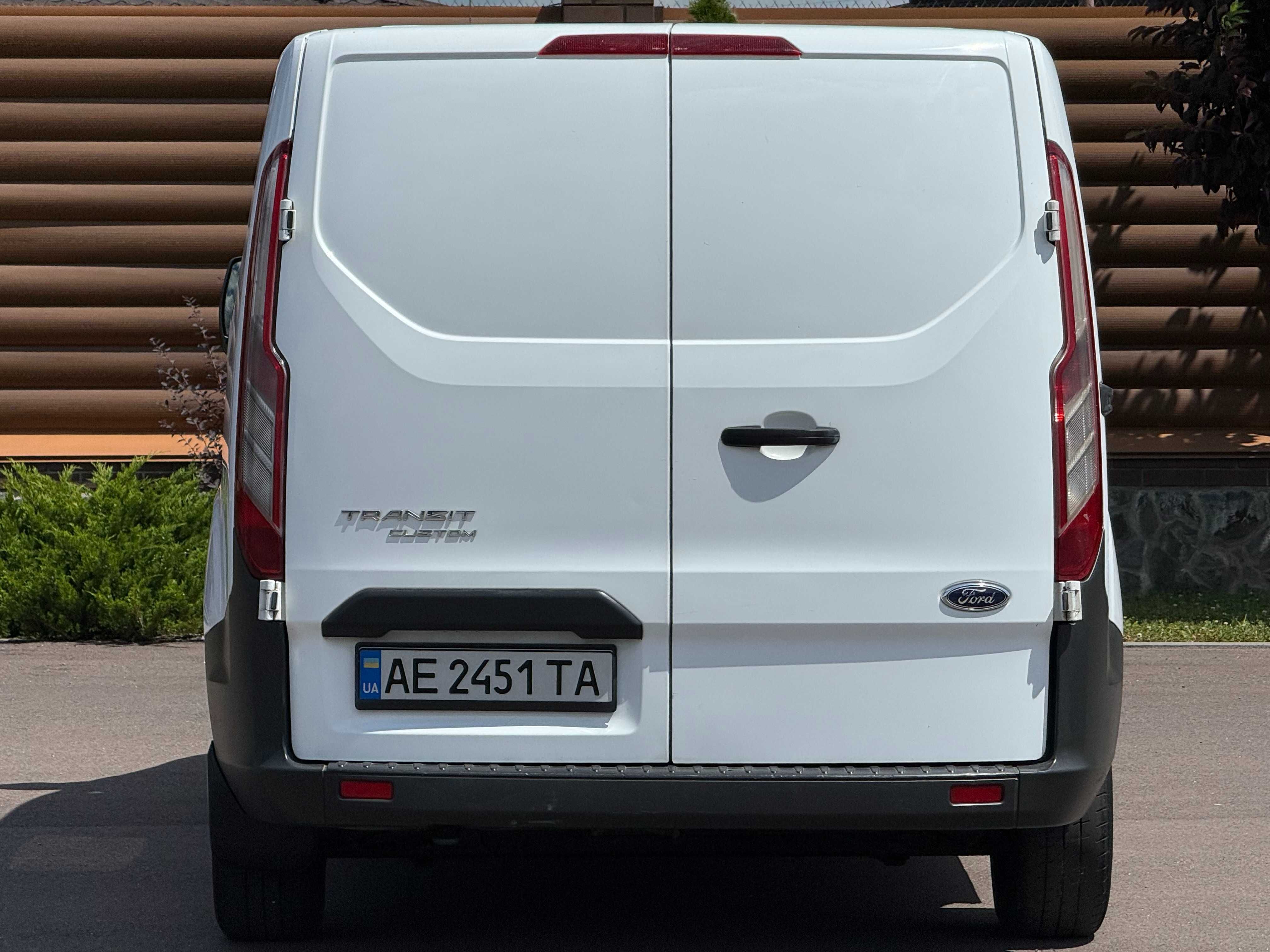 Ford Transit Custom 2016 2,2 Відмінний стан Офіційний