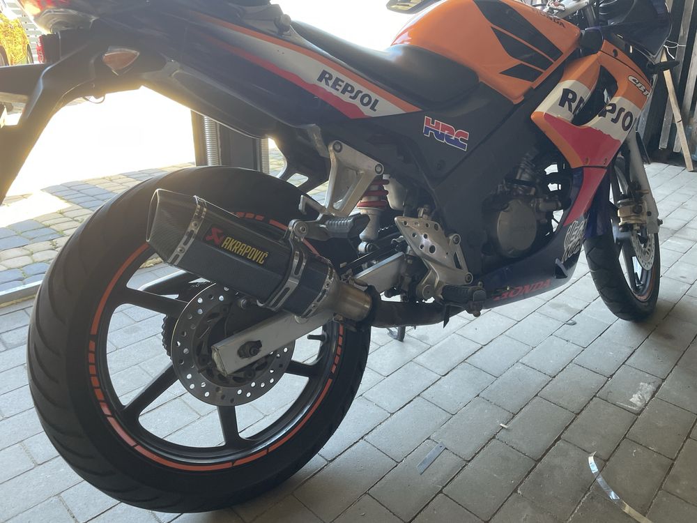Naklejki na kola do motocykla