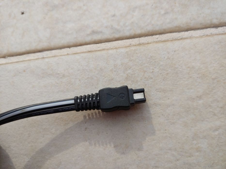 Блок живлення імпульсний 8.4V/1.7A /SONY/ AC-L25/L-200