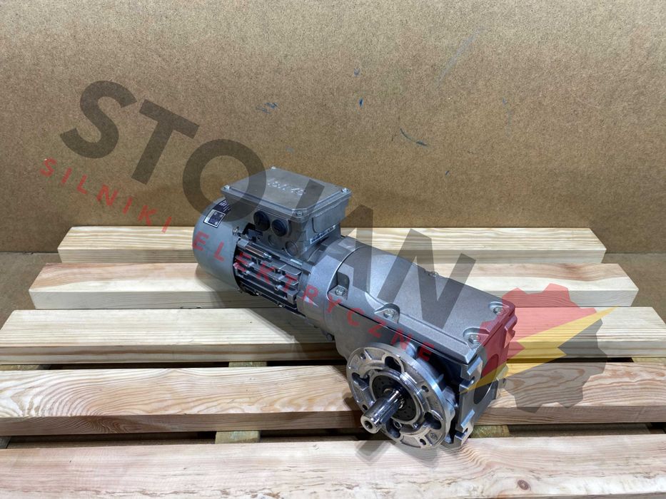 motoreduktor / przekładnia 0,25kW 42,9obr. 3fazowy HAMULEC Lenze (koł)