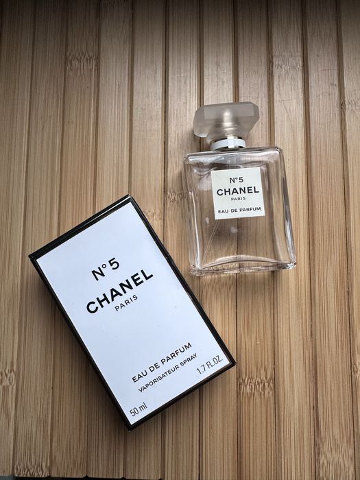 CHANEL No. 5 Eau de Parfum – pusta butelka