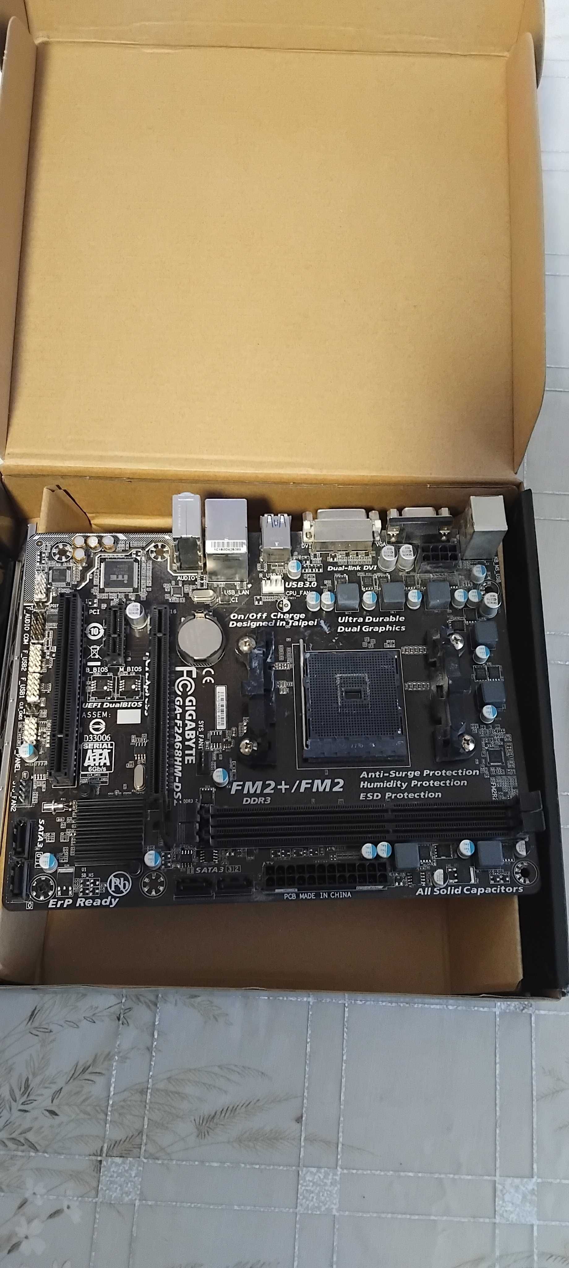 матиринська плата gigabyte f2a68HM-DS2 socketFM2