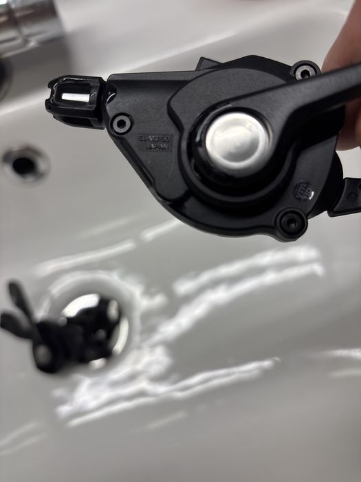 Manetki Shimano XT SL-M8130