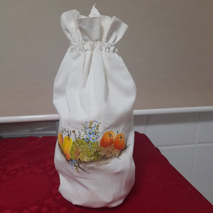 Puxa sacos(saco pintado à mão  para guardar sacos)