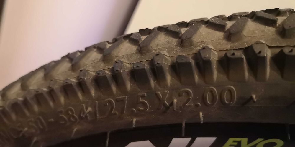 Bicicleta Todo terreno nova 1 ano de uso (NÃO ACEITO MBWAY)