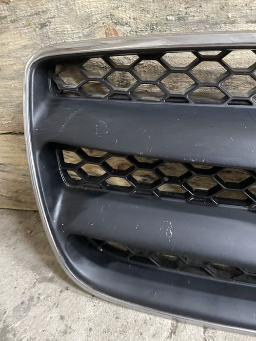 Решітка радіатора Hyundai Santa Fe 2 Решотка Радиатора СантаФе 2