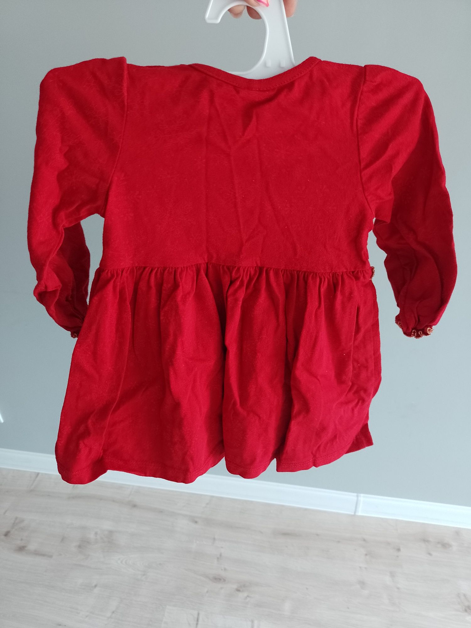 Sukienka czerwona dla dziewczynki rozmiar 68