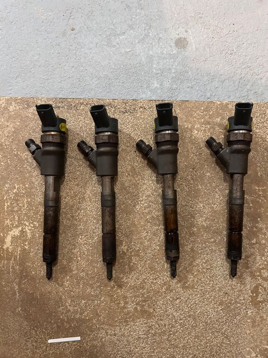 Wtryskiwaczy do toyoty yaris 2005