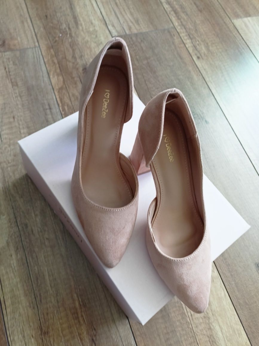 Buty damskie beżowe DeeZee