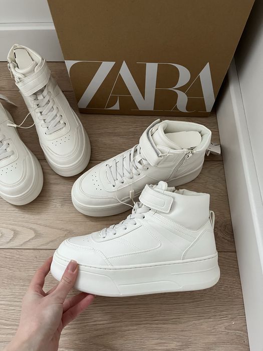 Високі кеди на платформі ZARA хайтопи