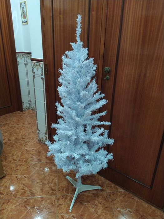 Árvore de Natal 140cm casa quarto apartamento vivenda escritório.