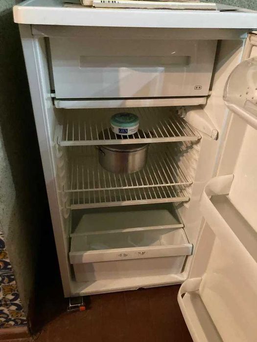 Frigorífico Zanussi , pequeno, tradicional