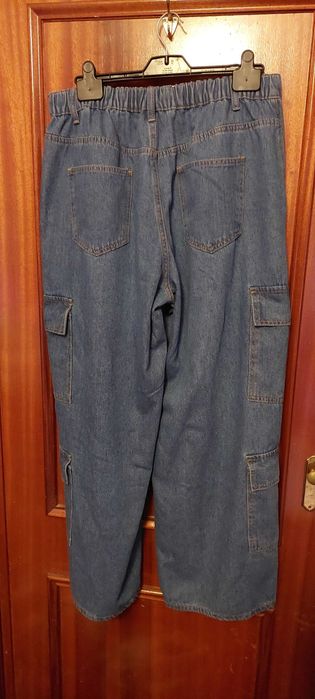Calças com bolsos N 44