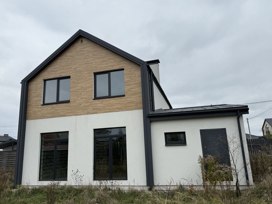 Продаж  будинку 150 м² з гаражем, 12 соток, у “Сім Озер”, с. Крушинка