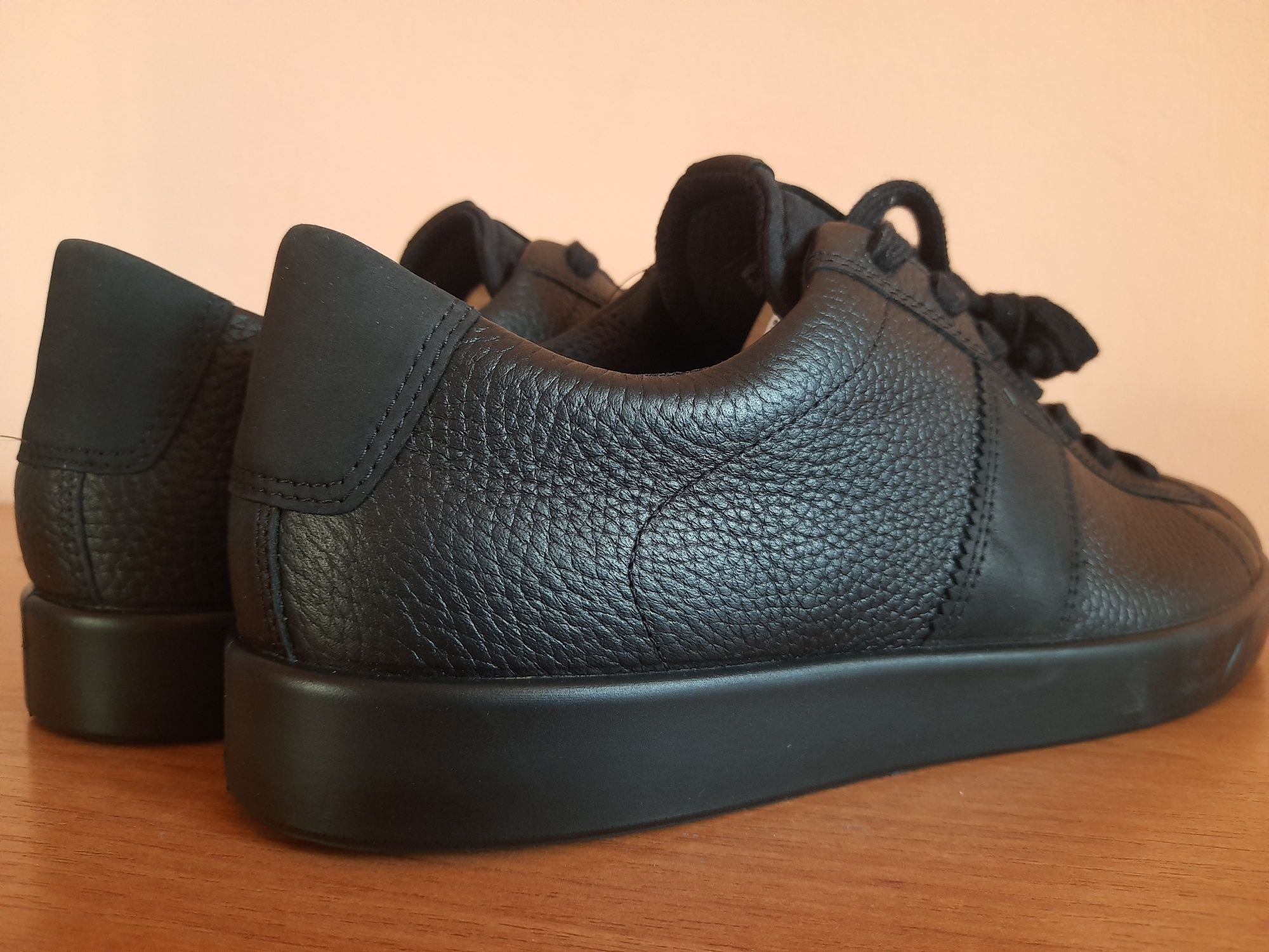 Кеди ECCO Street Lite W 37 р (24,5 см)