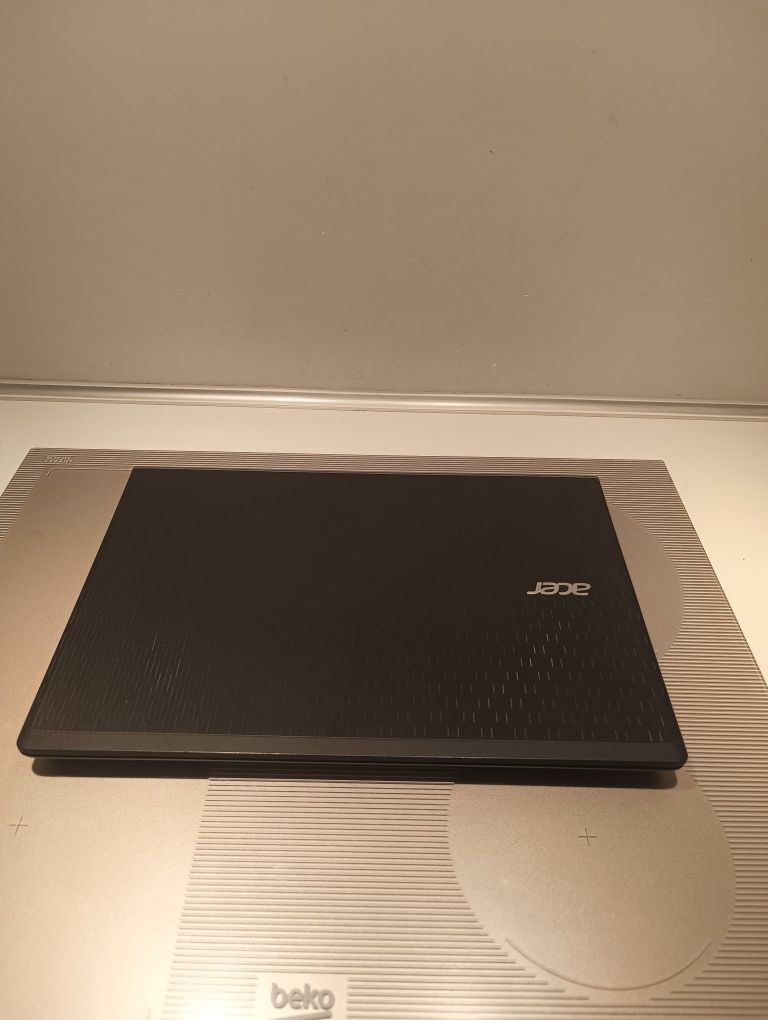 Laptop acer i7 16 Giga ram ddr4 grafika 4 Giga