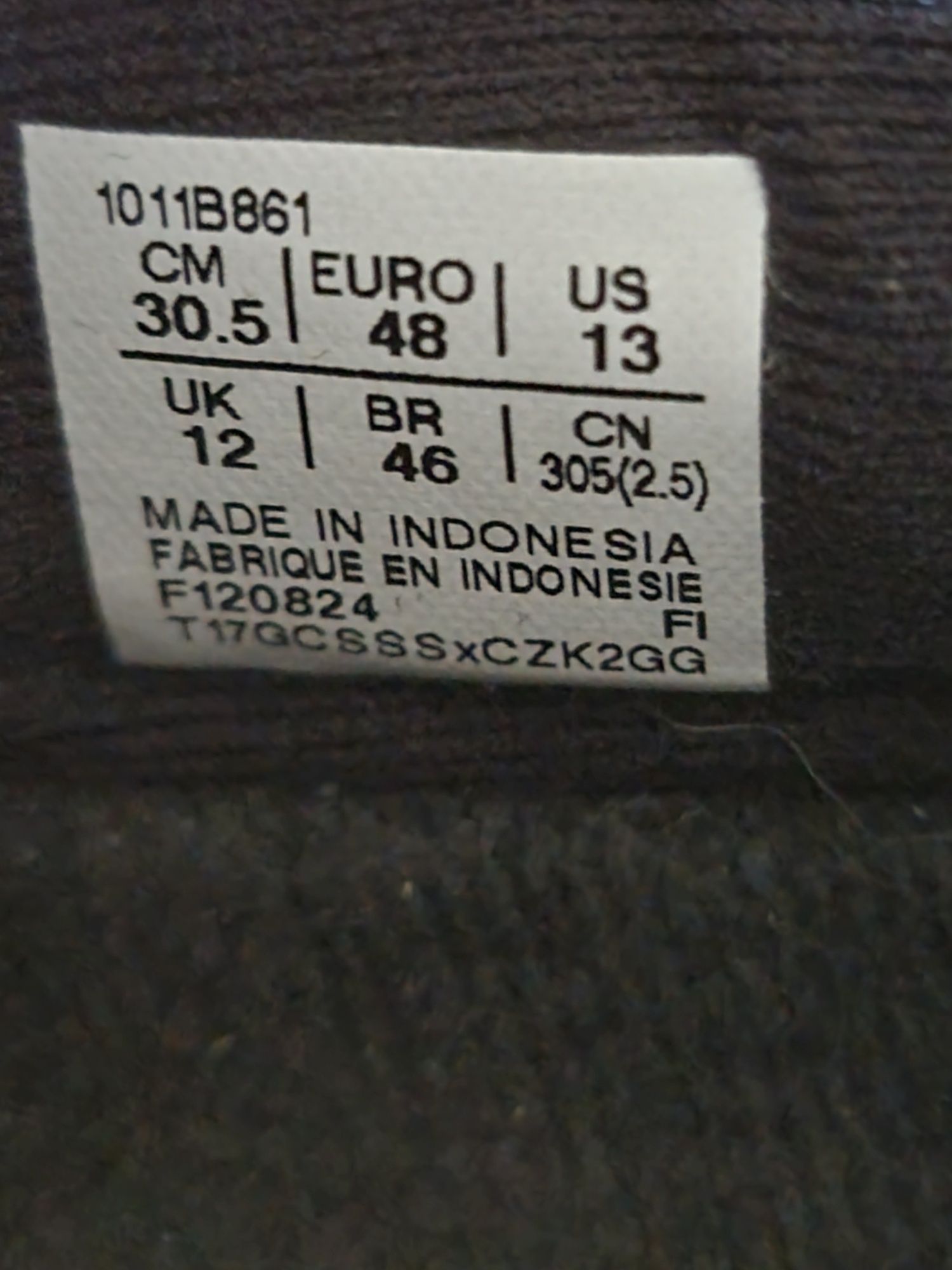 Оригінал 100% чоловічі кросівки asics gt 2000 13 euro 48
