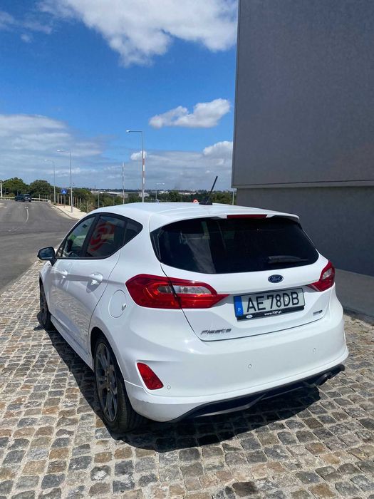 Ford Fiesta 1.0 EcoBoost MHEV ST-Line
