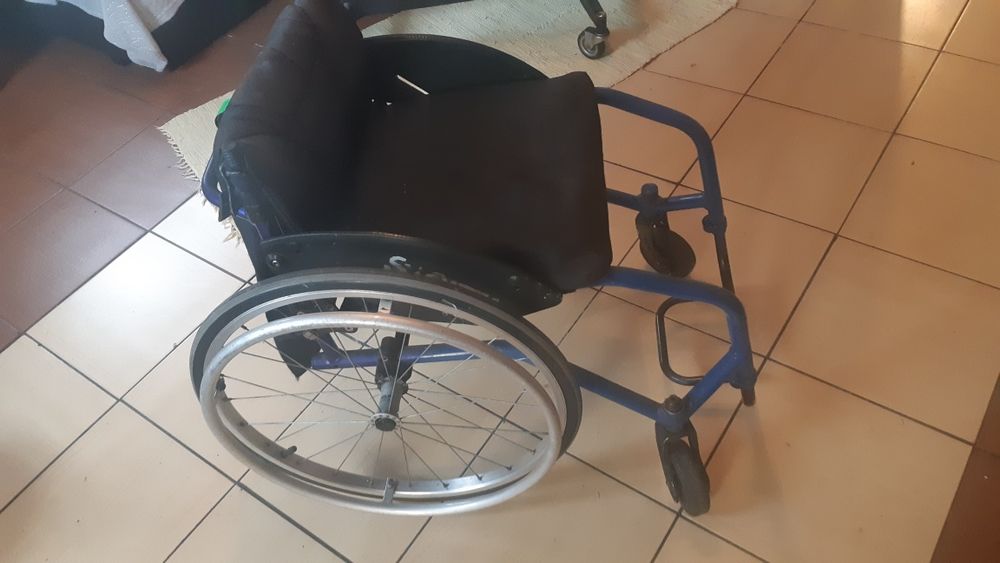 Wózek inwalidzki ręczny aluminiowy-aktywny sportowy SAGITTA