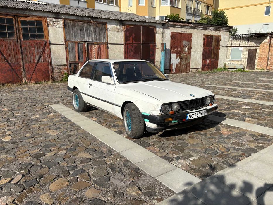 BMW e30 купе m20b20