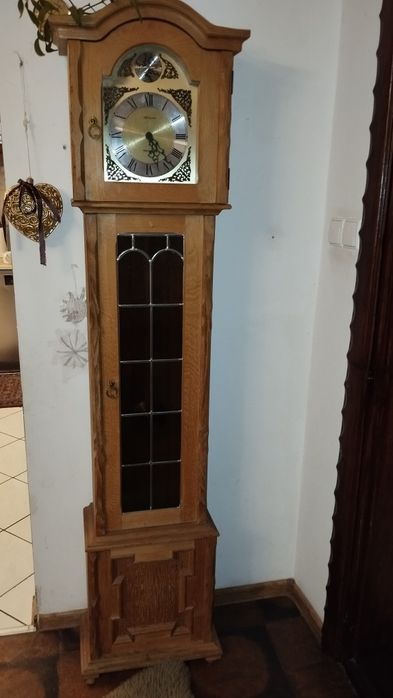 Zegar stojący   w drewnie