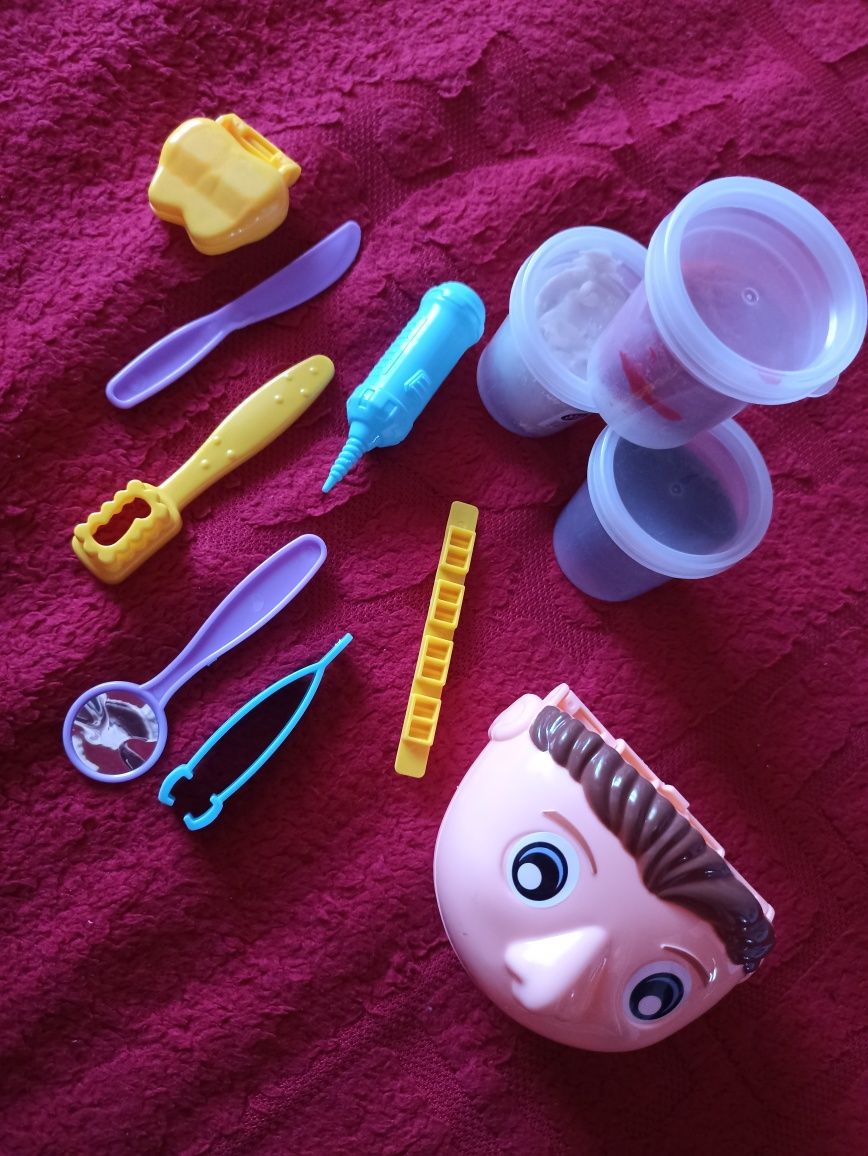 Іграшка для майбутніх стоматологів