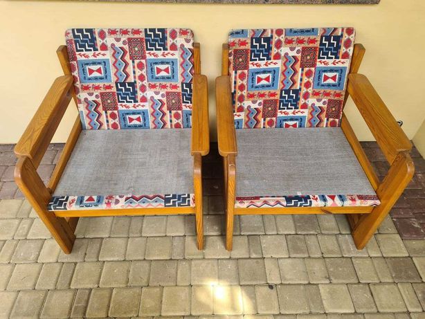 2 fotele i stół - drewniane
