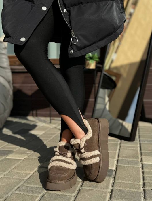 Зимові кросівки угги автоледі 39 р. 25 см. устілка