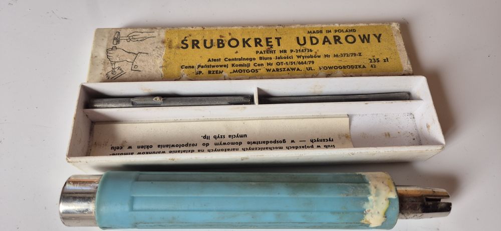 Stary śrubokręt udarowy z akcesoriami starocia PRL (18