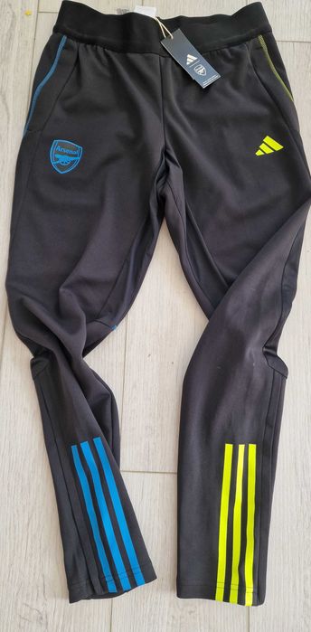 Nowe Oryginalne Arsenal Londyn Adidas spodnie 23/24 roz S