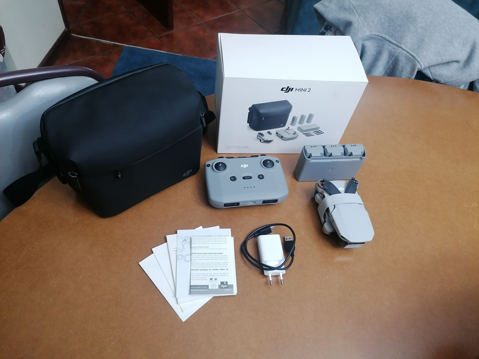 Drone Dji Mini 2 Fly More Combo