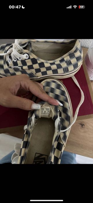 Vans originais número 36 na caixa