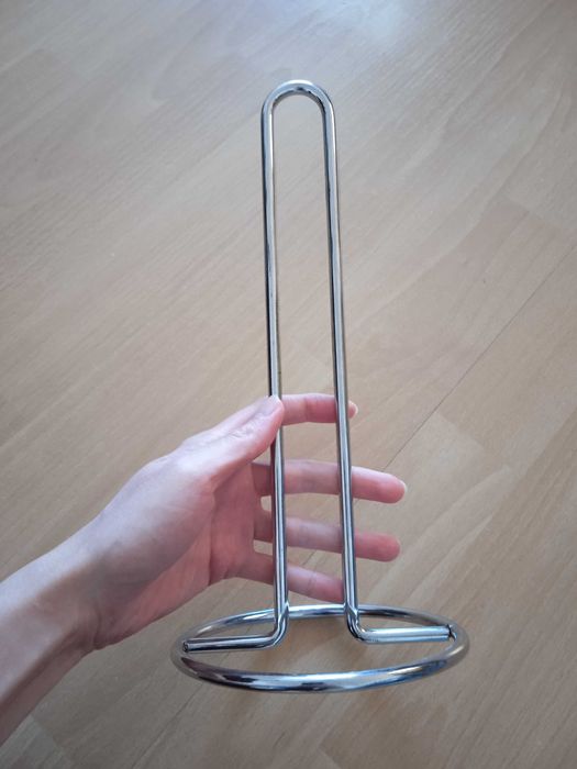 Stojak na ręcznik papierowy