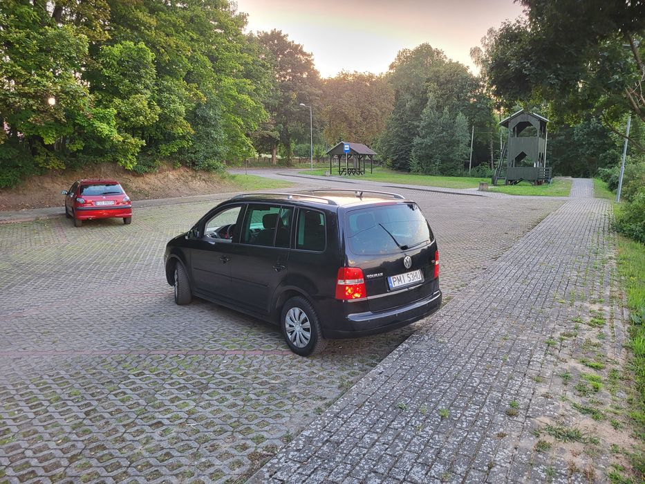 Touran 7 osób 2.0 TDI 136 KM zadbany
