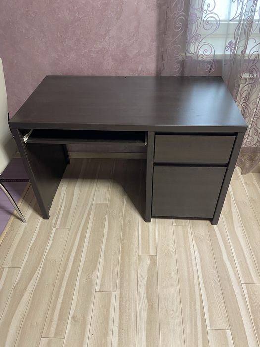 Стол компьютерный