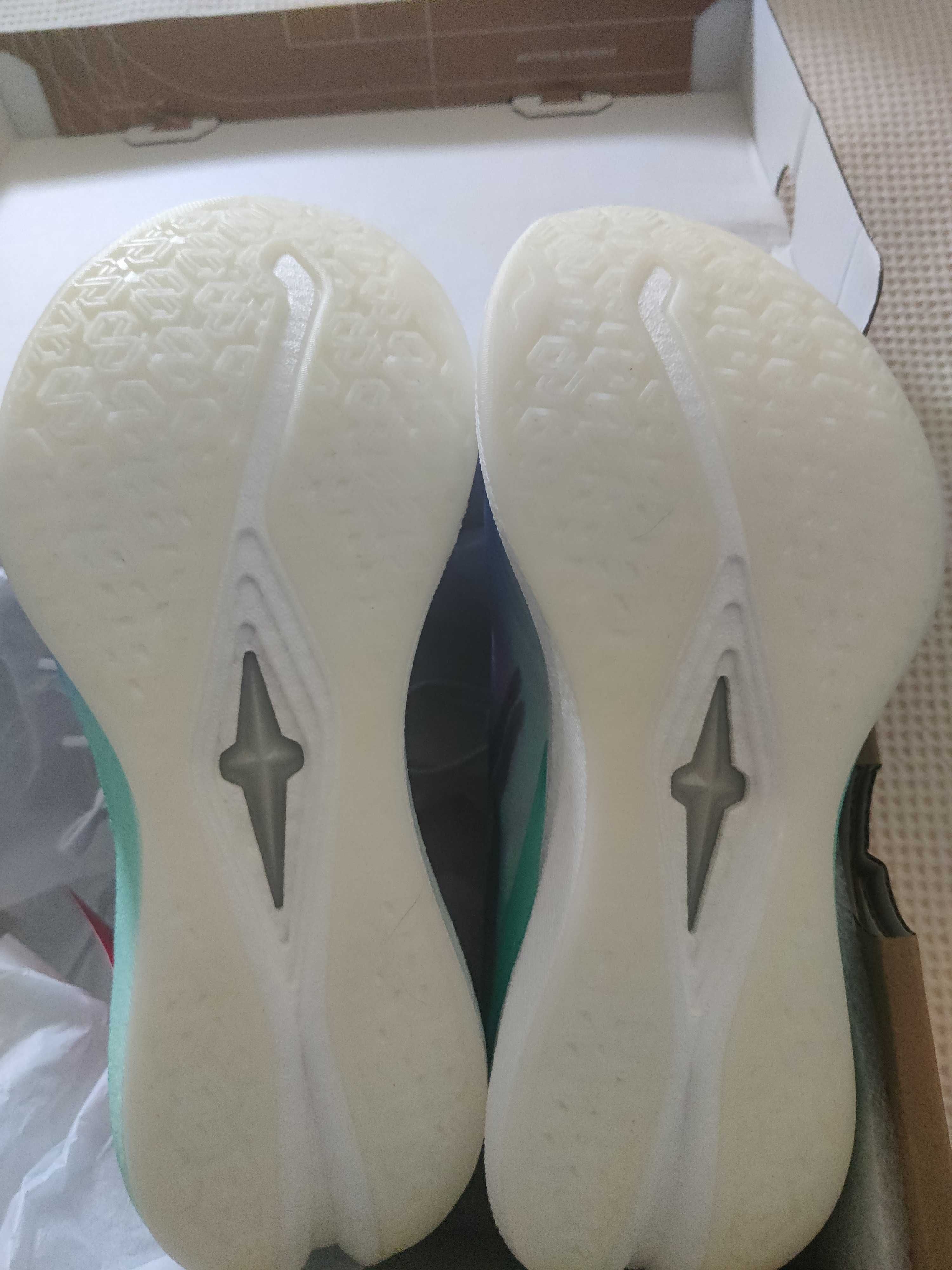Ténis de corrida Li-Ning Red Hare 8 Pro tamanho 39